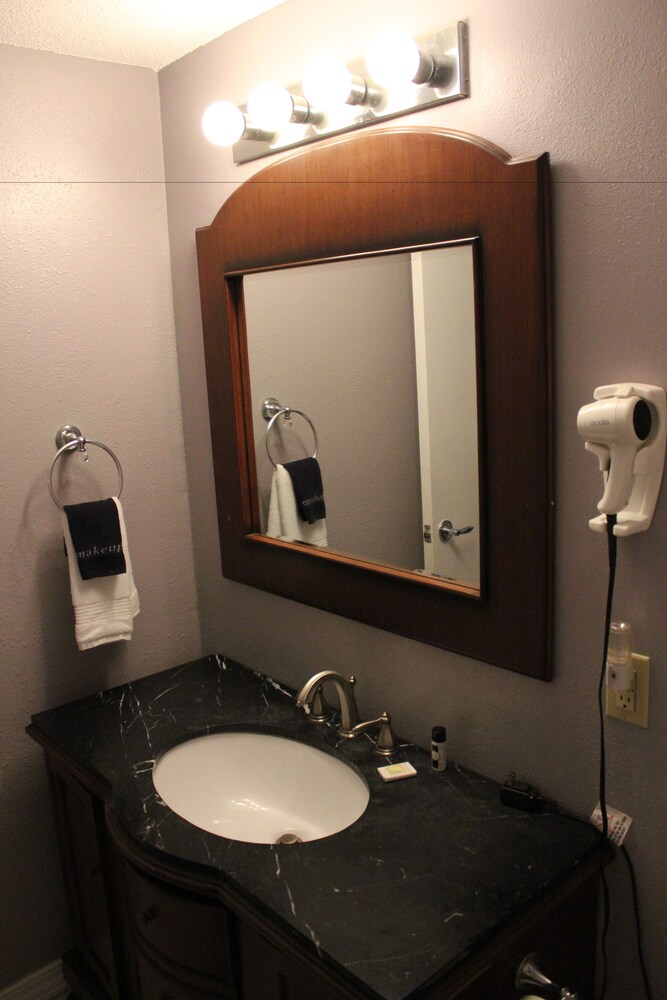 Brydan Suites - photo 136