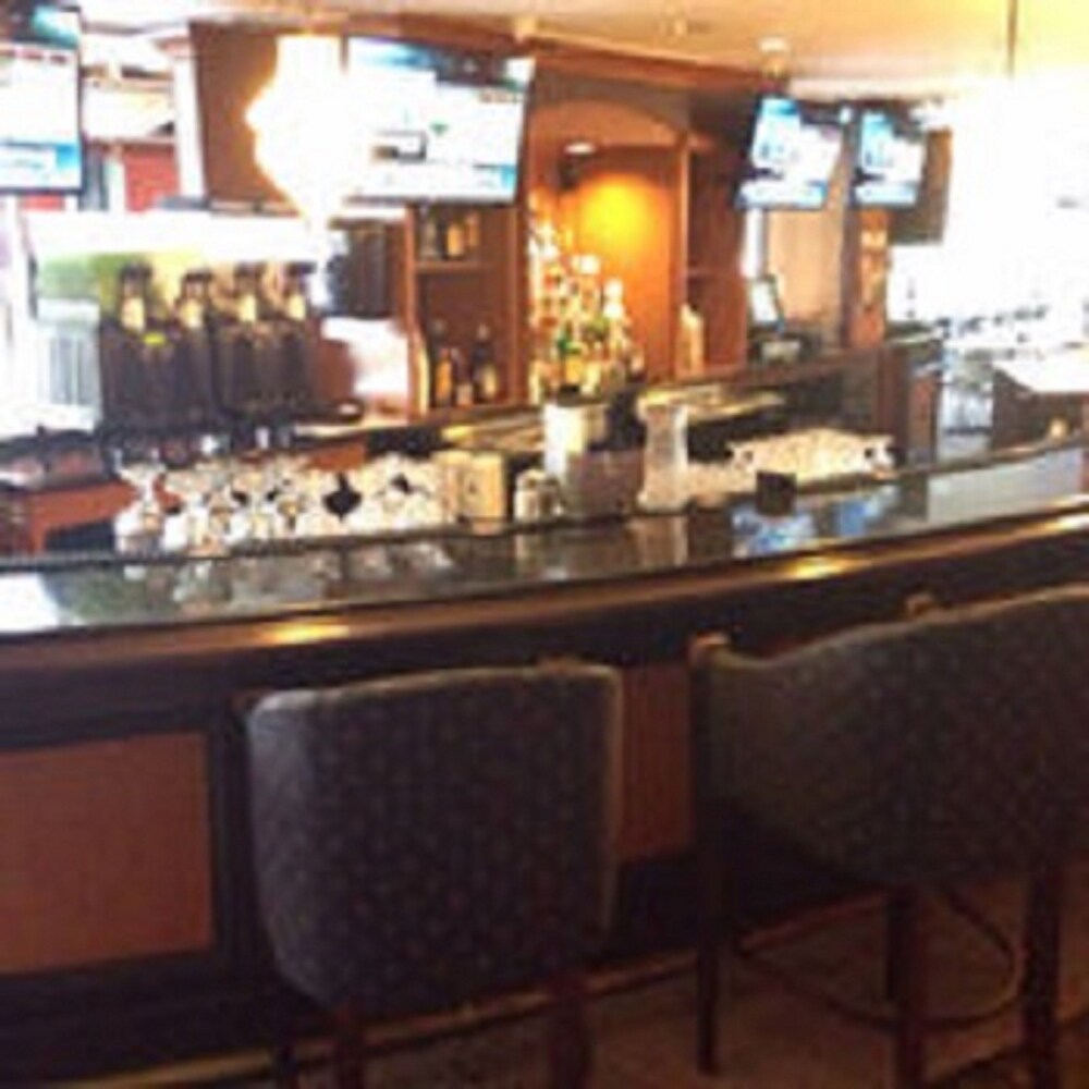 Ramada Dallas North - photo 36