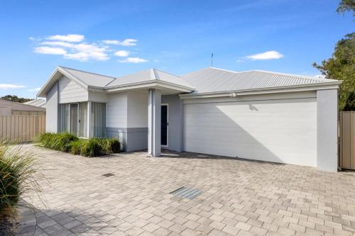 Busselton Beachside Beauty — Busselton — photo 3
