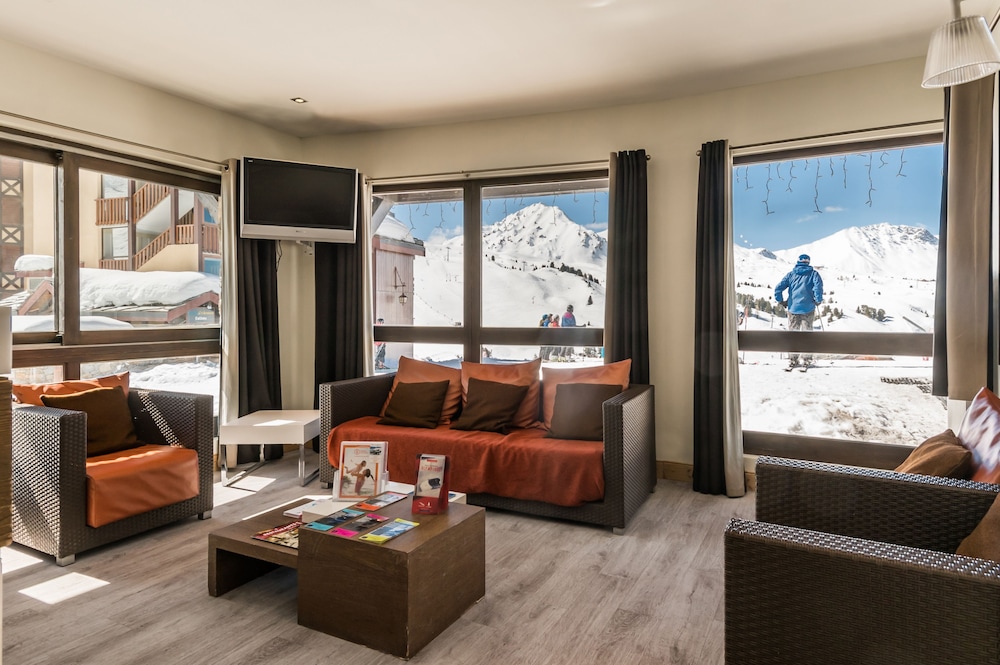 Pierre & Vacances Residence les Nereides — 4-Star Luxury Hotel in Belle-Plagne, France
