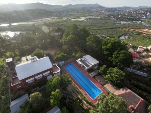Maison entière ChezSoa antananarivo — 4-Star Luxury Hotel in Antananarivo, Madagascar