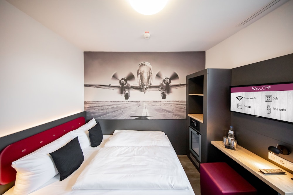 Smarty Cologne Airport — Koeln