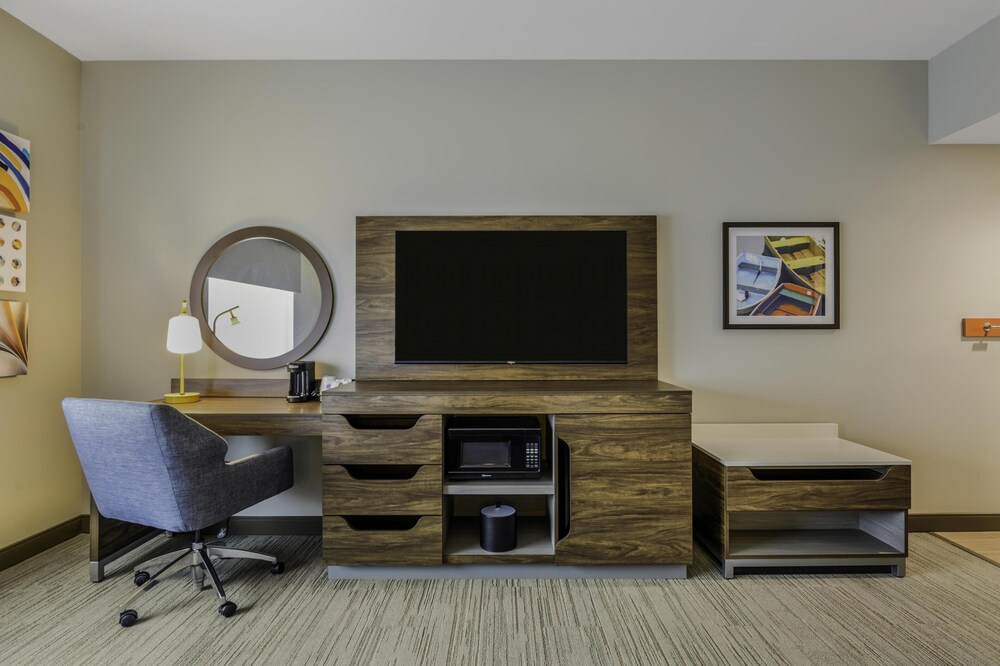 Hampton Inn & Suites by Hilton Decatur - photo 21