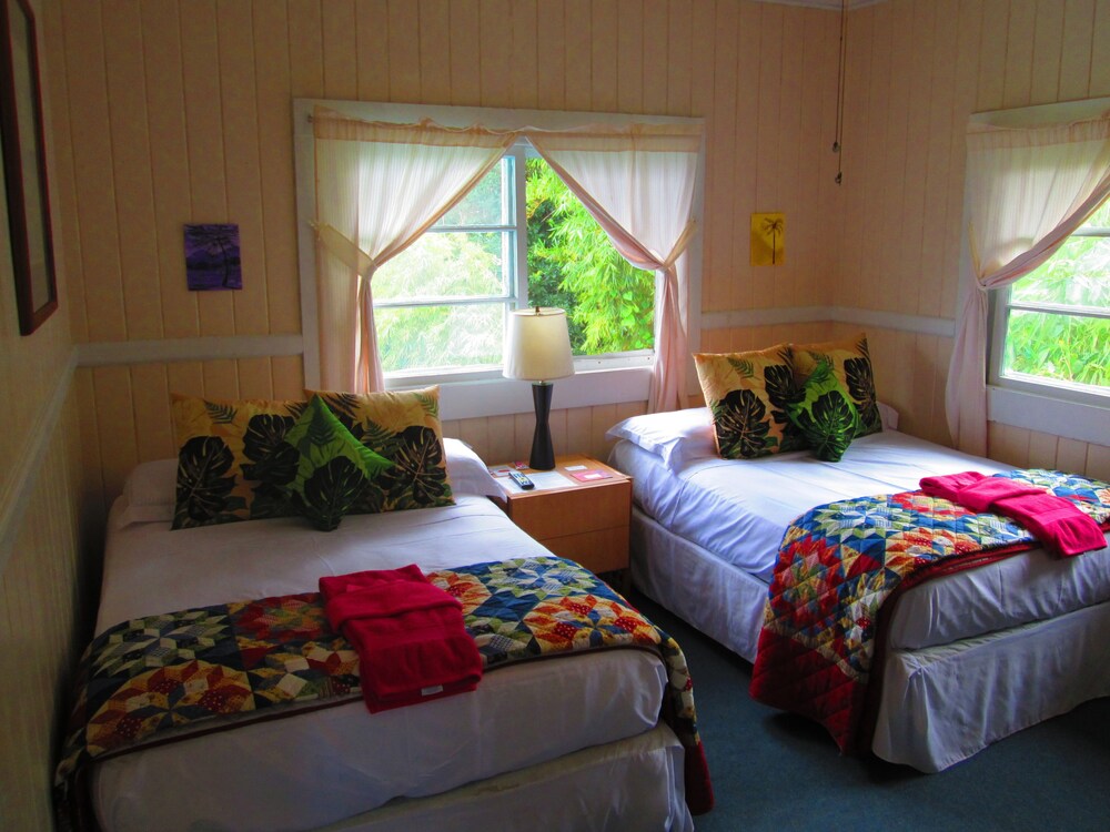 Wild Ginger Inn Hotel - photo 9
