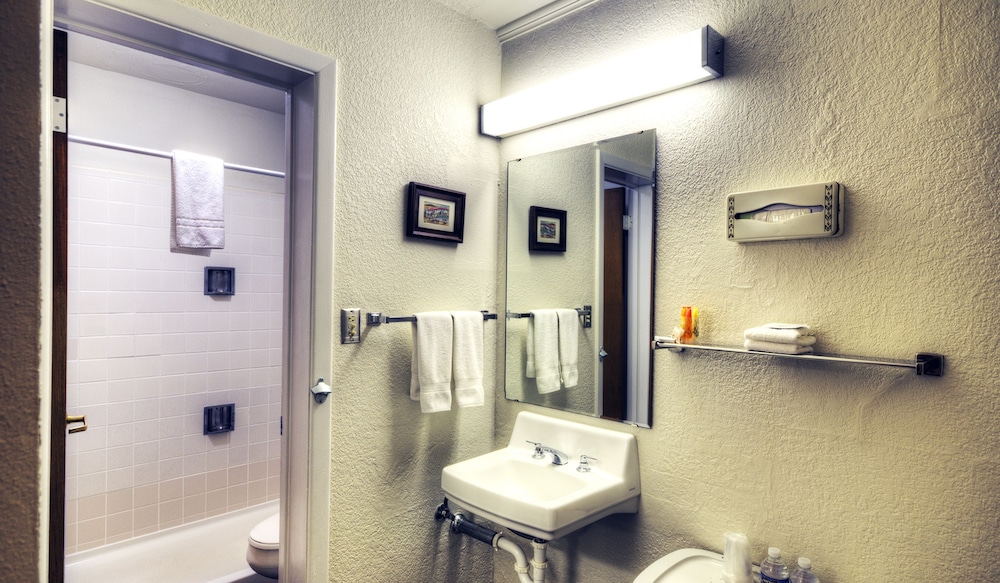 Roadrunner Lodge - photo 25