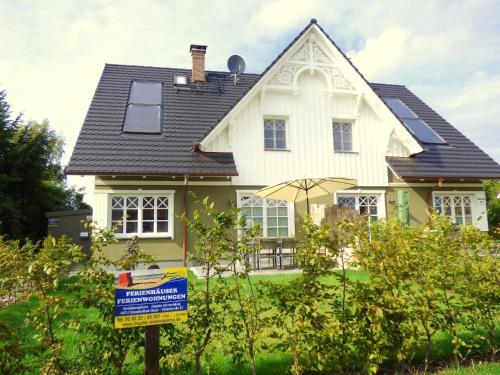 Lindenstrasse Haus Sonnenrose — 4-Star Luxury Hotel in Zingst, Germany