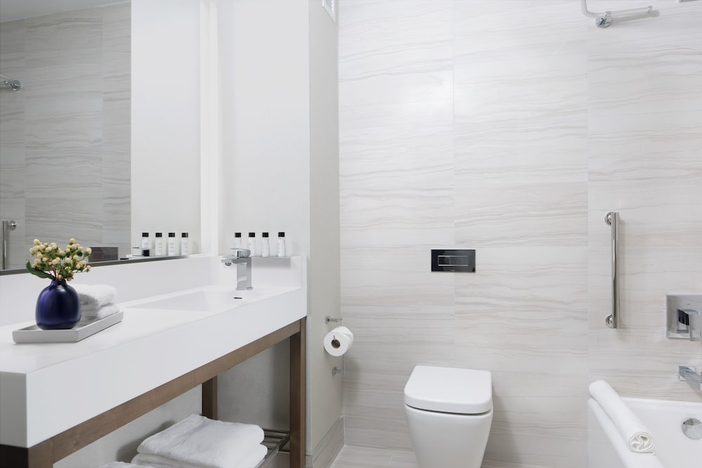 Courtyard by Marriott New York Manhattan Midtown West - photo 15