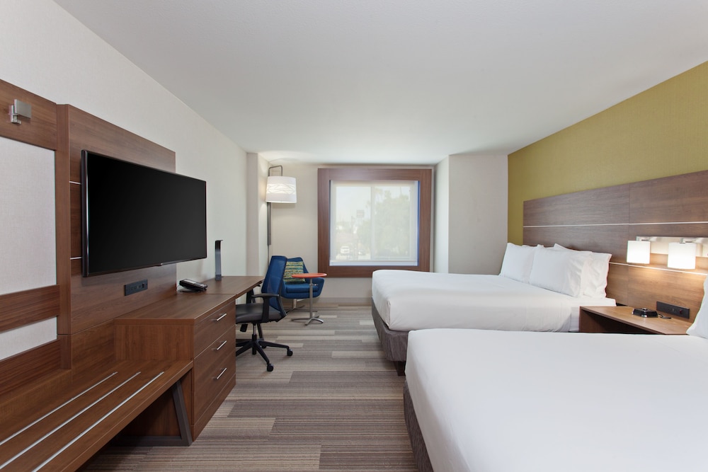 Holiday Inn Express & Suites Pasadena Los Angeles by IHG - photo 9