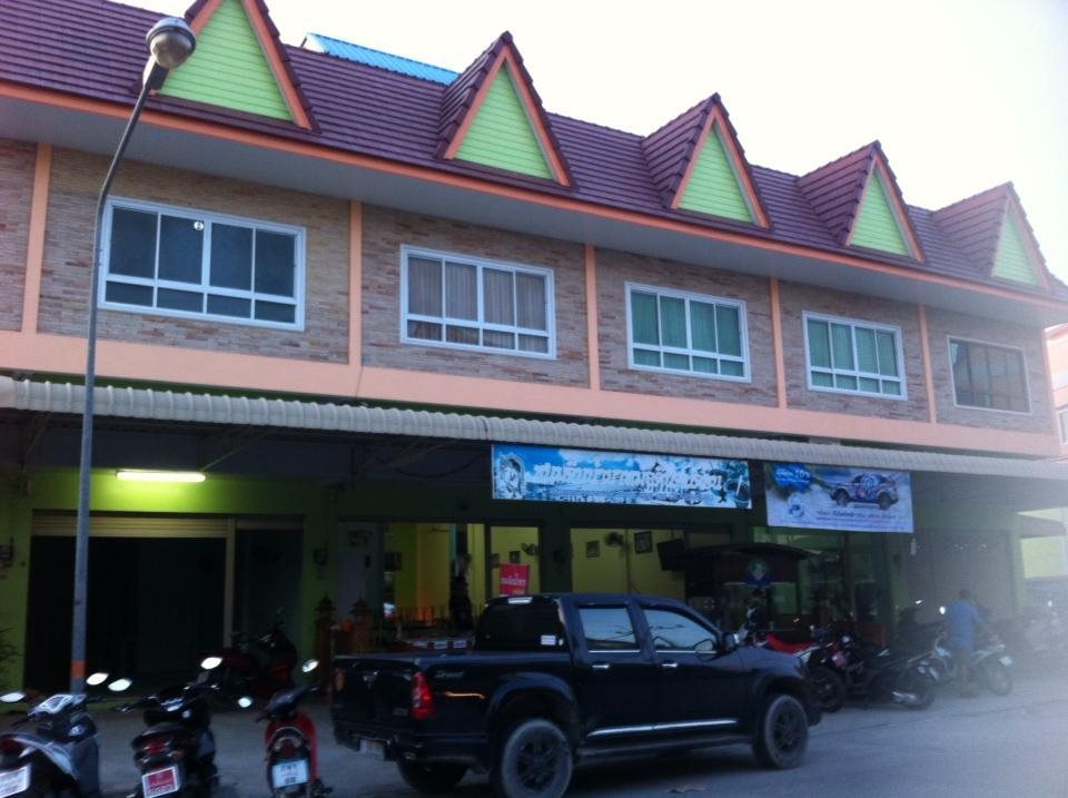 Pen Hostels - carbon neutral hotel in Ko Pha Ngan