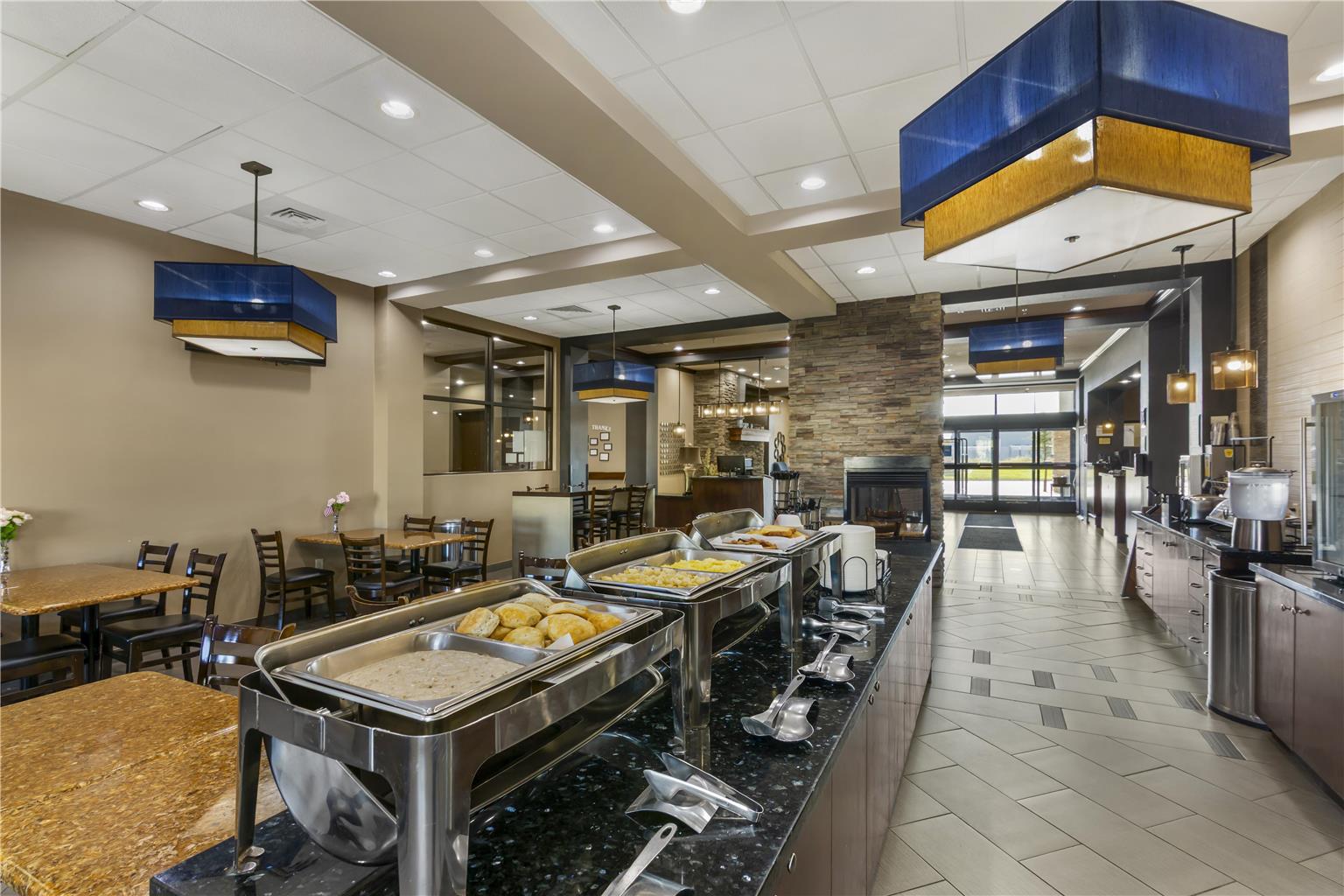 Best Western Plus Williston Hotel & Suites - photo 8