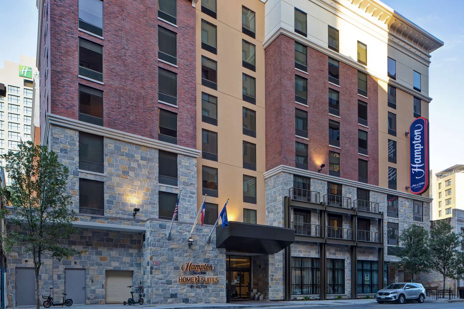 Hampton Inn & Suites San Antonio Riverwalk - photo 10