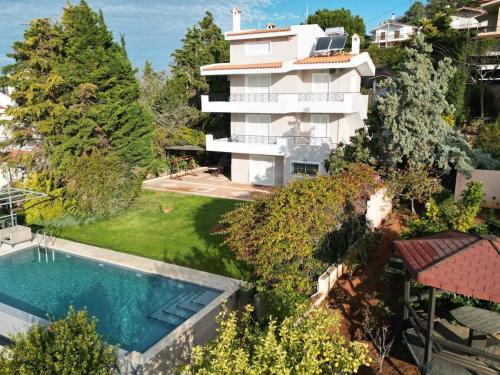 Villa Leonidas — 4-Star Luxury Hotel in Anavyssos, Greece