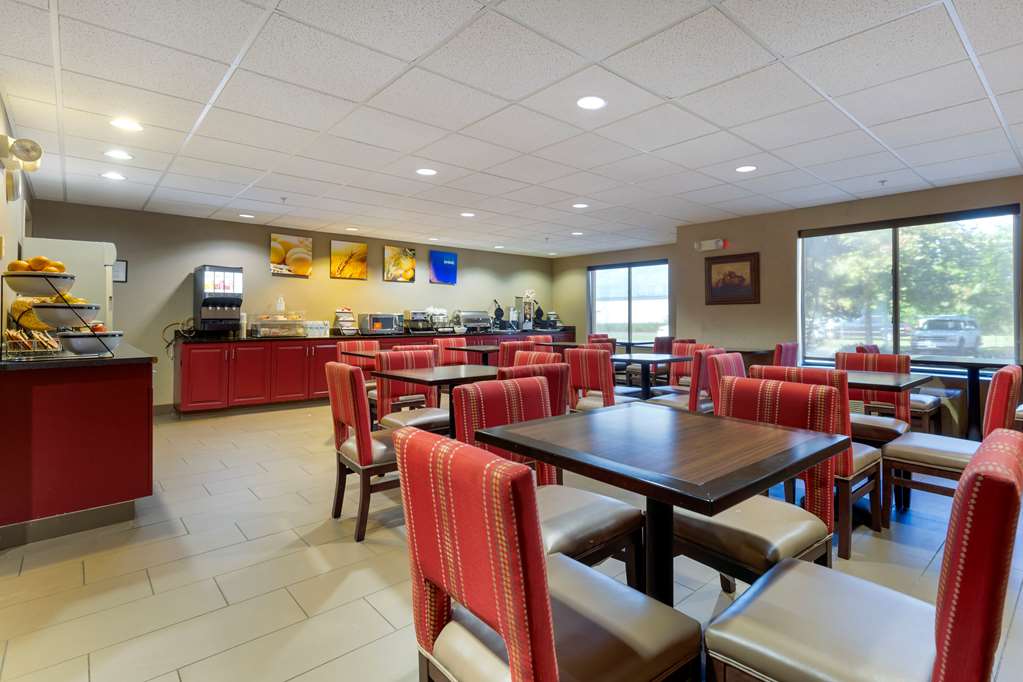 Comfort Inn & Suites Cambridge - photo 27