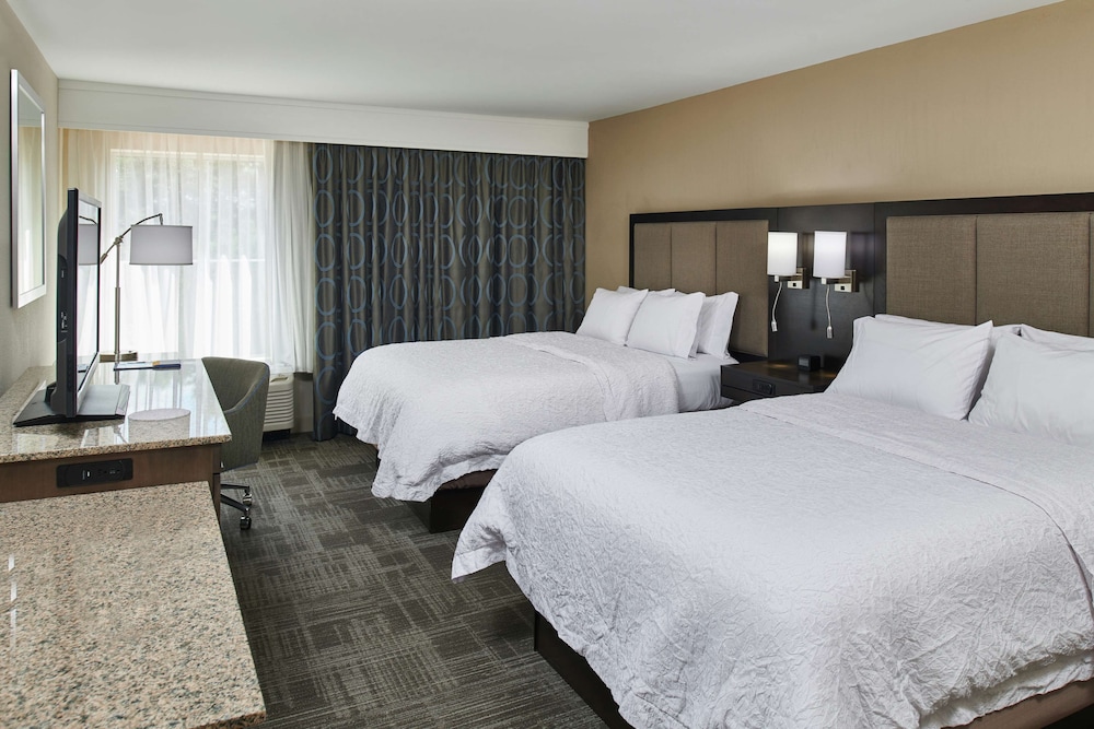 Hampton Inn & Suites Chapel Hill Durham Area - photo 8