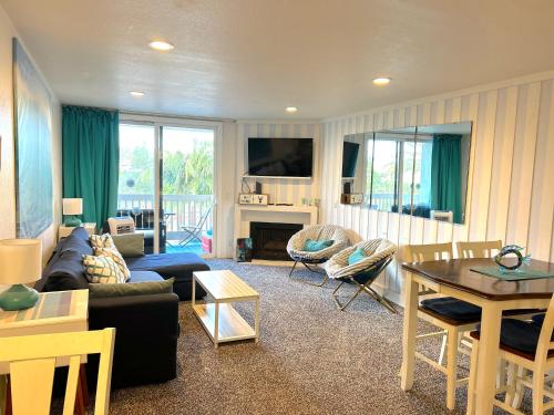 Beachside Retreat — 4-Star Luxury Hotel in Oceanside, United States