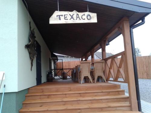 Texaco in Kazimierz Dolny, Poland