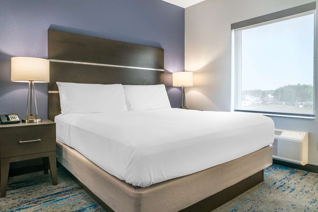 Comfort Inn & Suites Adrian - photo 29