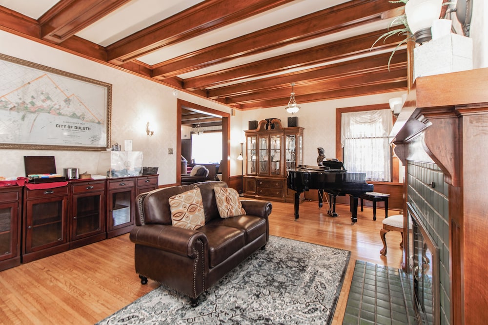 Historic GG Barnum Mansion by Heirloom Boutique Collection - photo 88