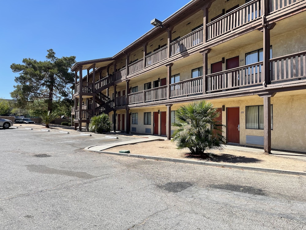 Palms Inn & Suites - photo 34