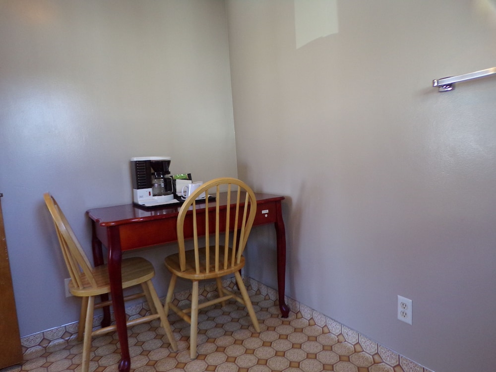 Cypress Tree Motel - photo 58