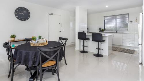 Modern Beachside Escape — Woorim — photo 4