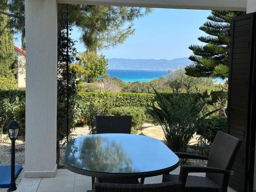 Beach villa Camelia