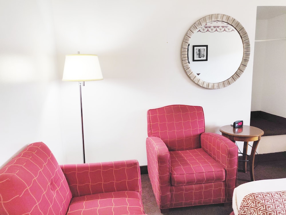 Countryside Inn - photo 9
