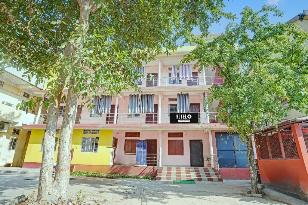 Krystal Inn - last minute hotel in Guwahati