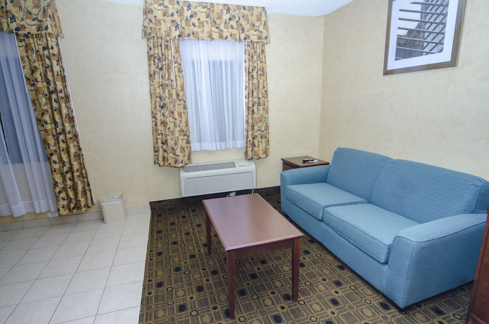 Quality Inn & Suites Coldwater near I 69 - photo 50
