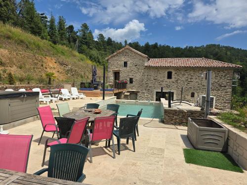 Mas cevennes - carbon neutral hotel in Unknown City