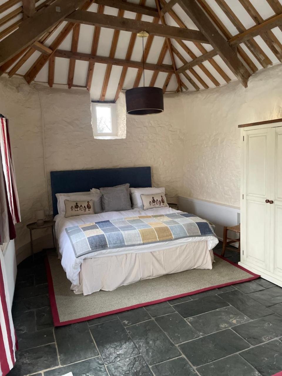 Jemima Barn - carbon neutral hotel in Holsworthy
