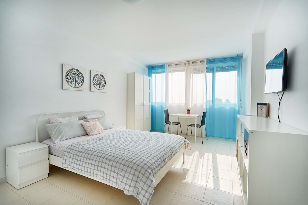 Espanhouse Torreblanca 606 in Torrevieja, Spain