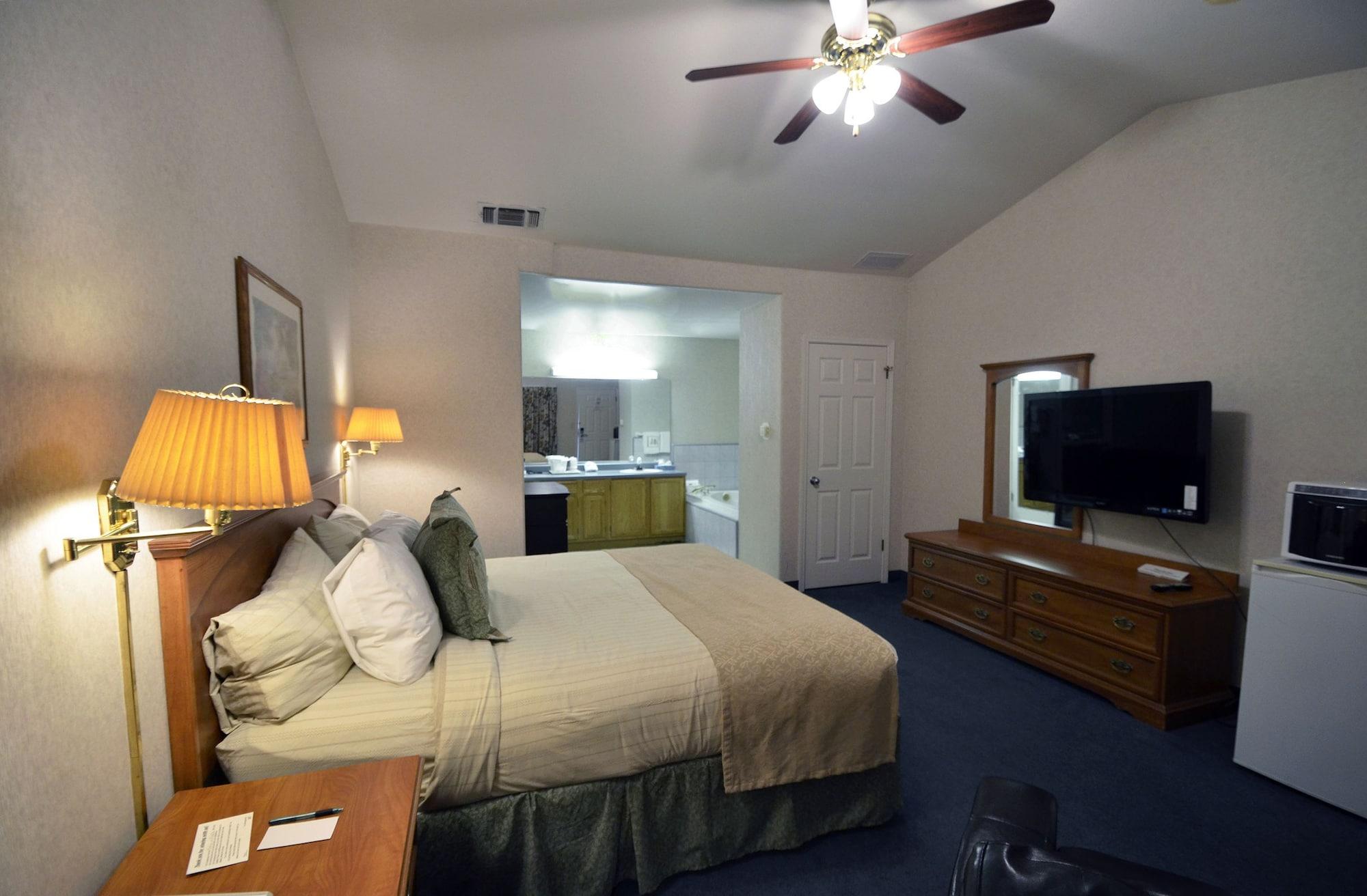 Garden Inn and Suites Fresno - photo 10