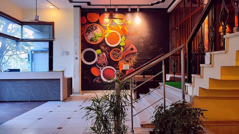Hotel Mahesh By ShriGo Hotels — Moradabad — photo 2