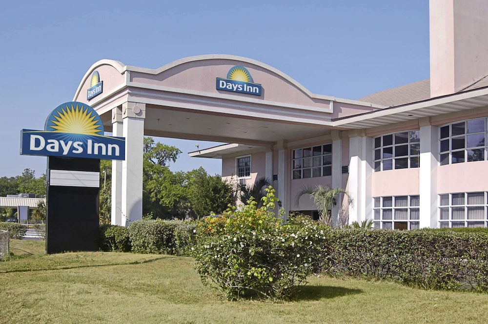 Days Inn by Wyndham Gainesville University - featured photo