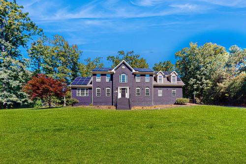 The BatCave at Lake Anna in Ponte Vedra Beach, United States