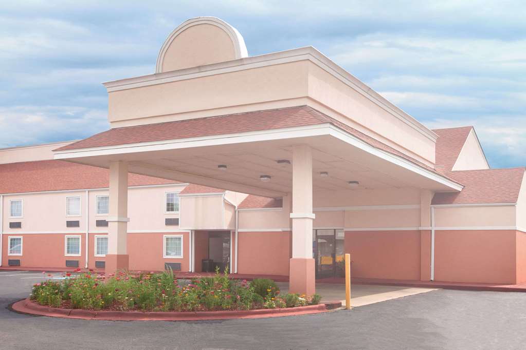 Days Inn by Wyndham Alma — hotel in Alma
