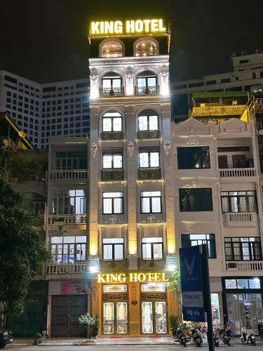 King Hotel - carbon neutral hotel in Ha Long