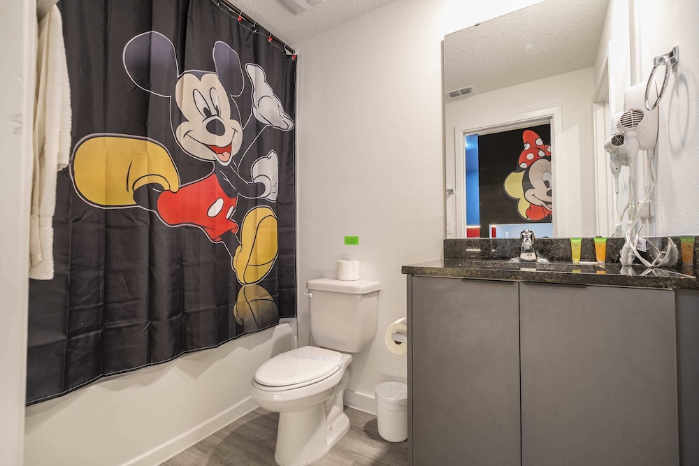 Marvelous 3Bd Close To Disney W Gameroom @ 3409 - photo 27