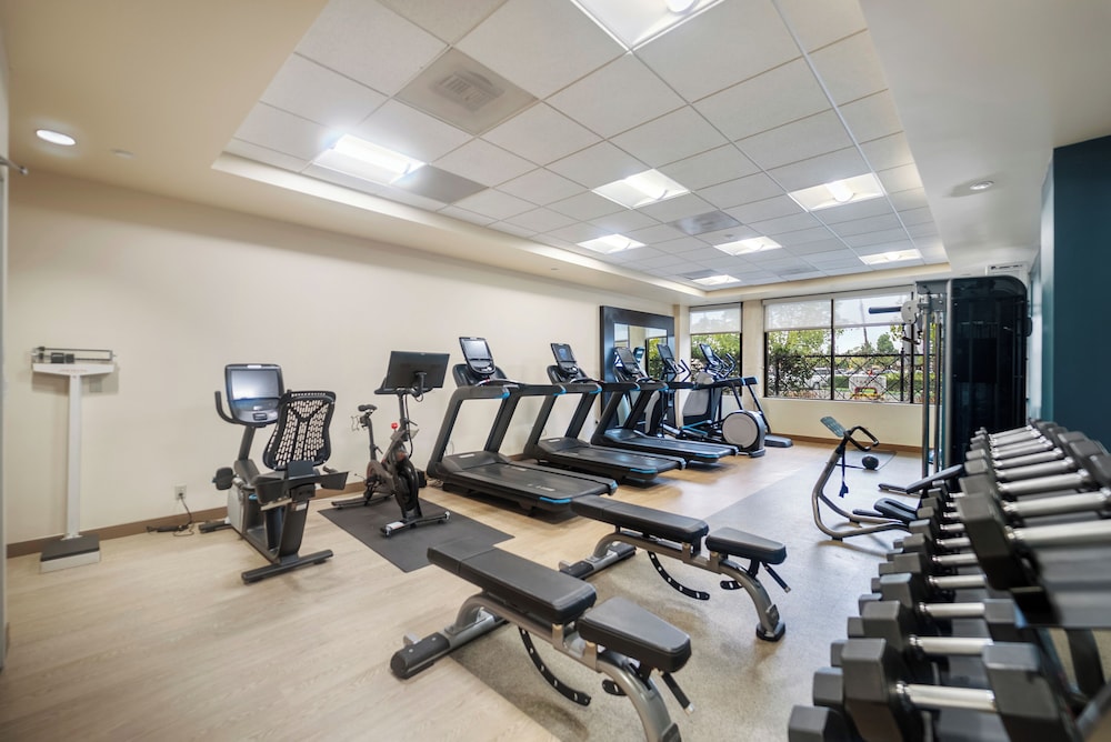DoubleTree by Hilton Carson - photo 32