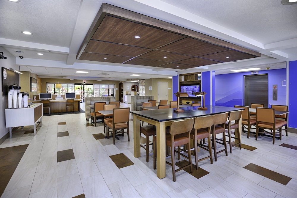 Holiday Inn Express Hotel & Suites Jacksonville South by IHG - photo 30