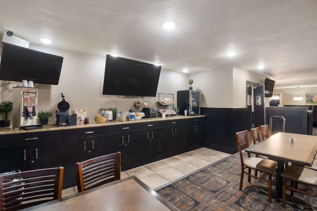 Rodeway Inn Fort Morgan - photo 32