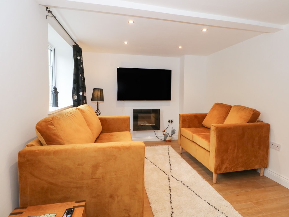 Butterfly Cottage — 4-Star Luxury Hotel in Rossendale, United Kingdom