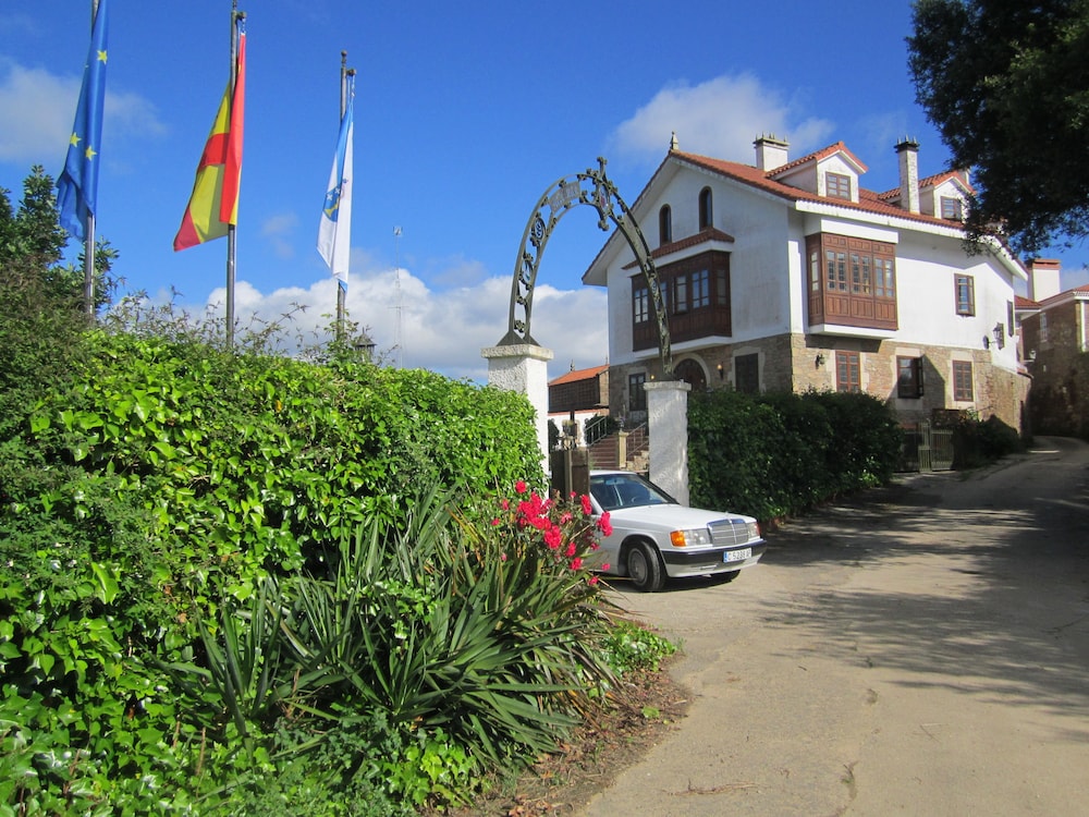 Hotel Rural Mar de Queo — Carballo — photo 2