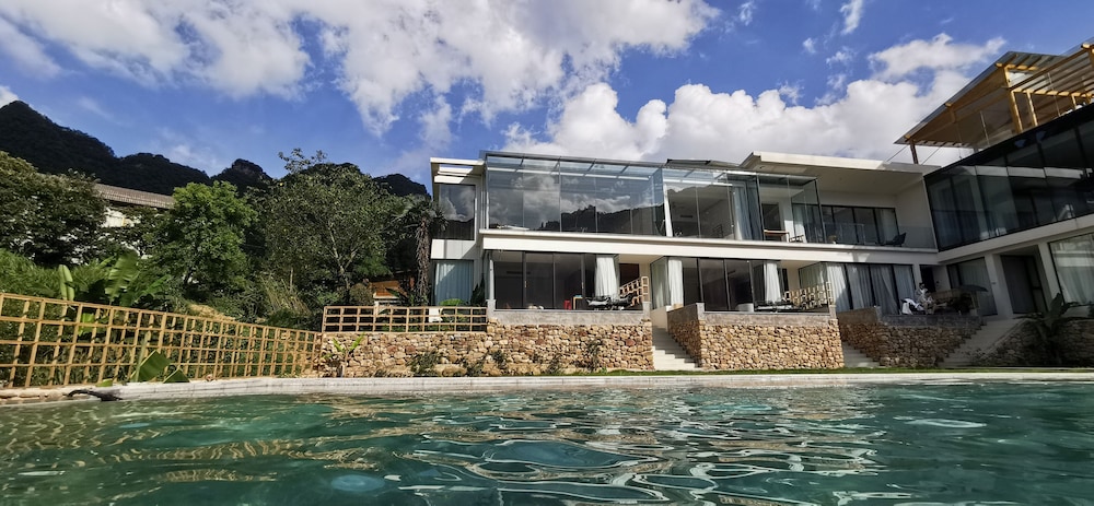 Purespace - carbon neutral hotel in Zhangjiajie