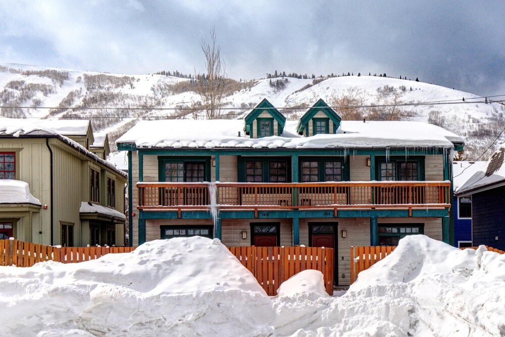 KBM Resorts Walk to Lifts and Main St Rent 1416 and 1418 Townhomes together Pri Hot tub PPS 1418 - photo 30