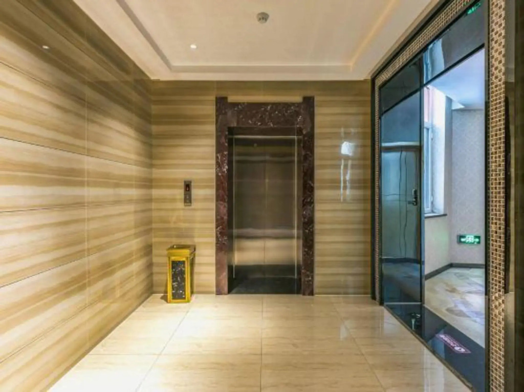 Violet themed Hotel - last minute hotel in Yantai