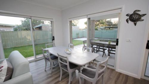 Lindyloo 13 Binda St Hawks Nest — Hawks Nest — photo 4