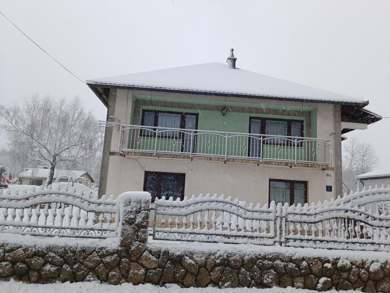 Holiday Home Tilemida — 4-Star Luxury Hotel in Fuzine, Croatia