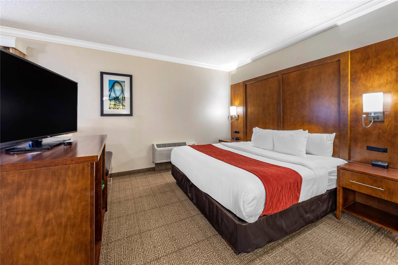 Comfort Suites Near Six Flags Magic Mountain - photo 13
